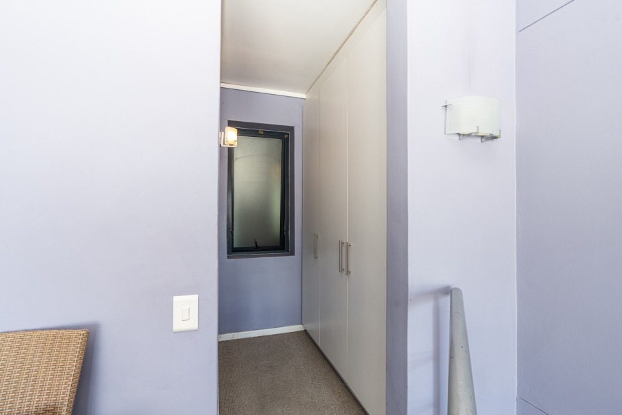 1 Bedroom Property for Sale in Cape Town City Centre Western Cape